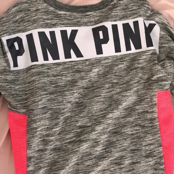 pink pull over/hoodie - Picture 4 of 4